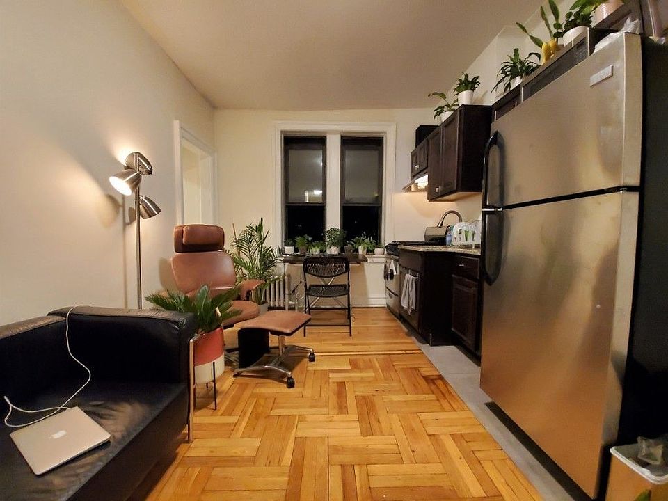 1st image of 3242 33rd St APT E9