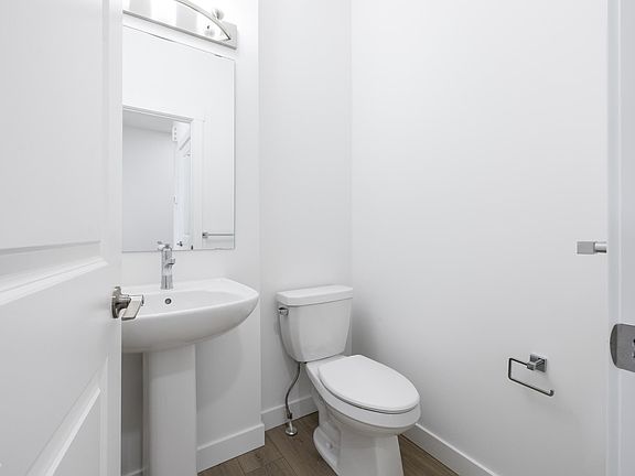 3rd image of 7020 Keswick Blvd SW #21