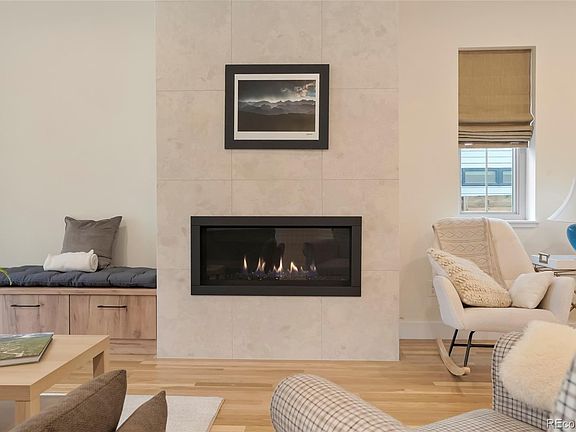 5th image of 1150 Leyden Street