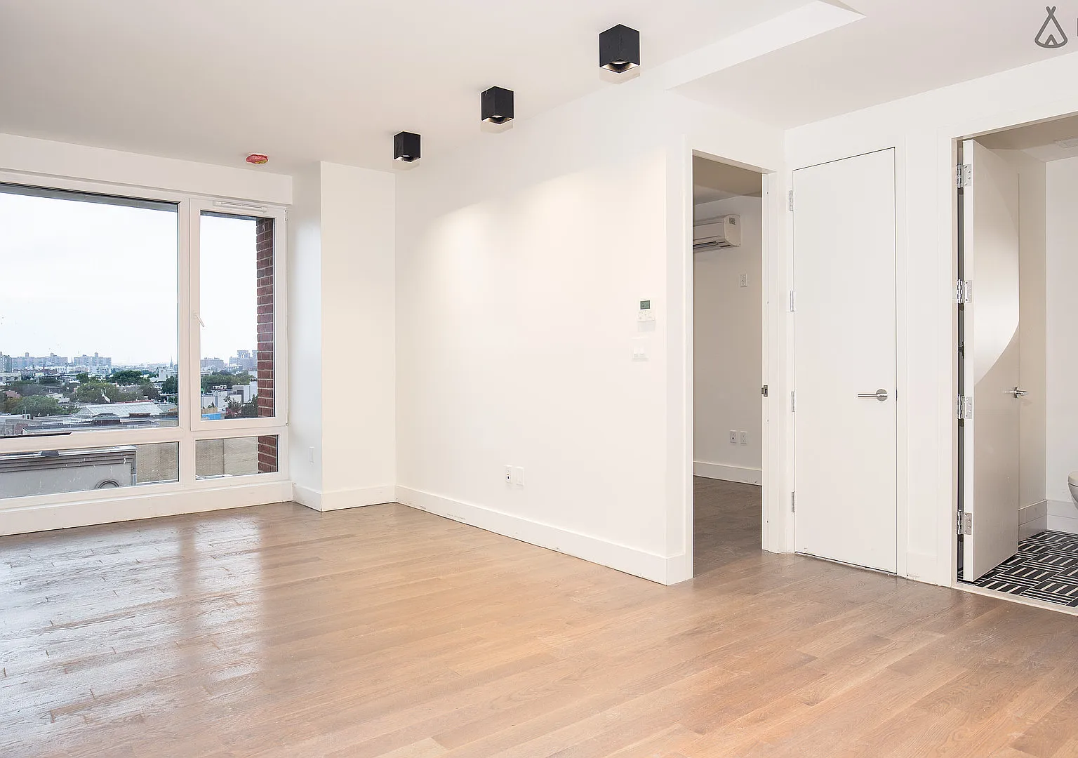 1068 Fulton Street — Photo 4