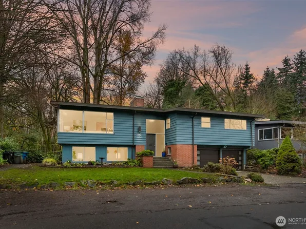 2051 NE 97th Street, Seattle, WA 98115