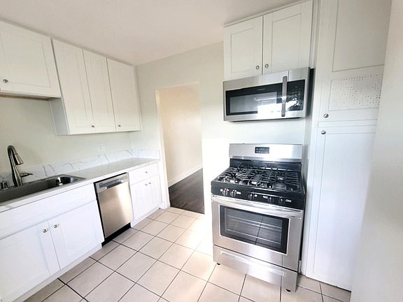 5th image of 3251 Bramson Pl