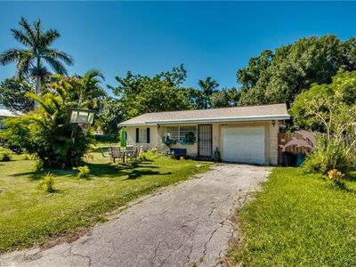 47 Oak St, North Fort Myers, FL, 33903