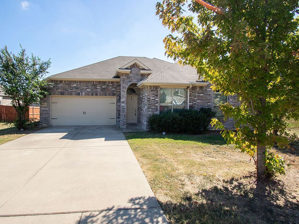 1st image of 3705 Caladium Ln