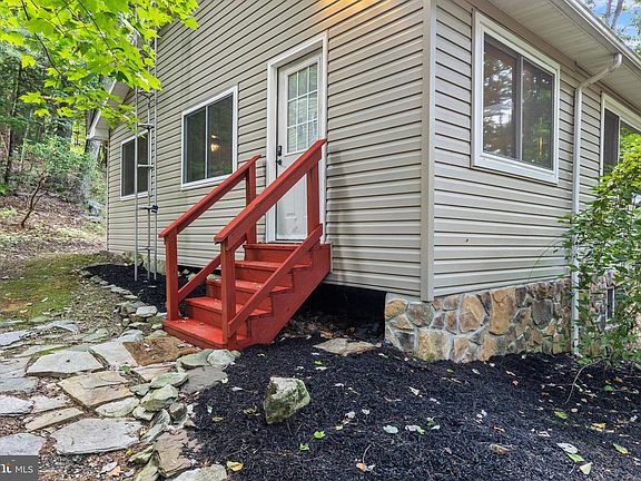 5th image of 115 Wagner Rd