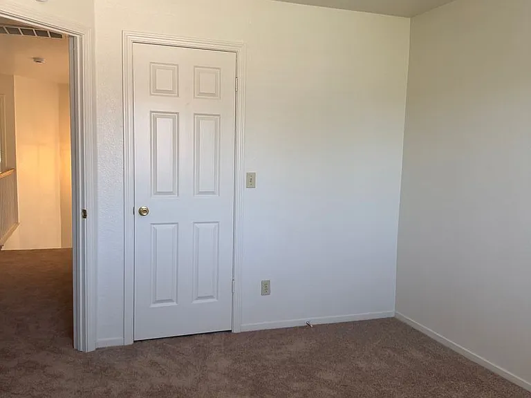 8317 Bramble Bush Cir — Photo 22
