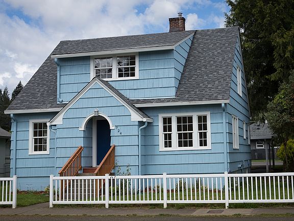 2nd image of 724 W Cota St