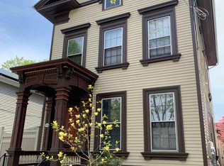 66 Lyon St #1, New Haven, CT 06511
