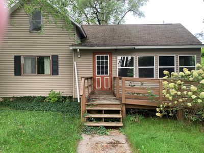 432 Pine St, Howard City, MI, 49329