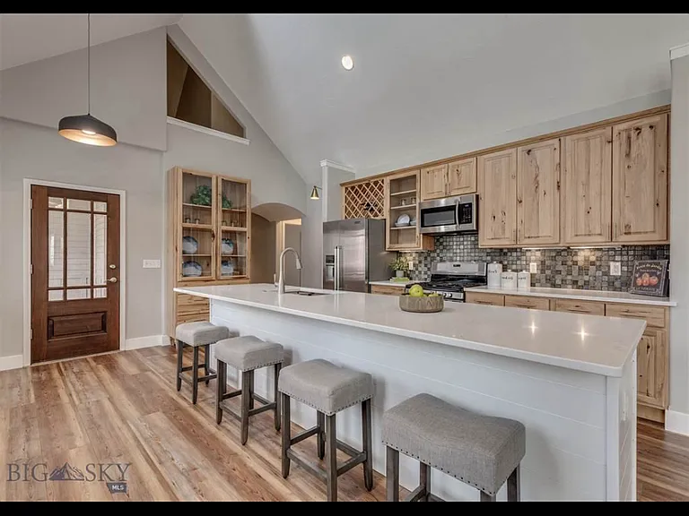 4533 W Babcock St — Photo 3