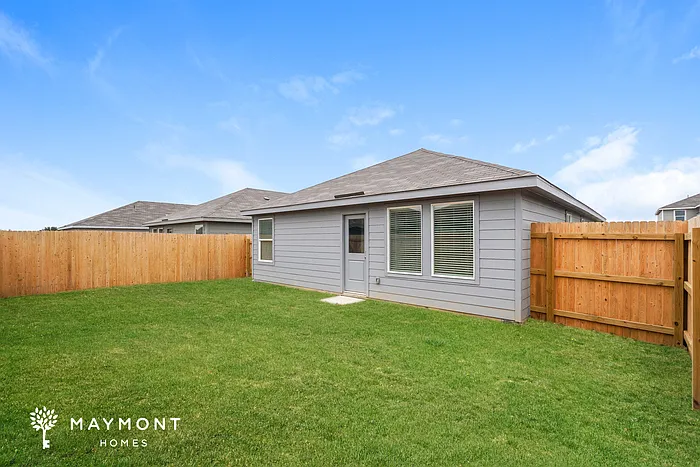 2416 Shady Grv — Photo 14