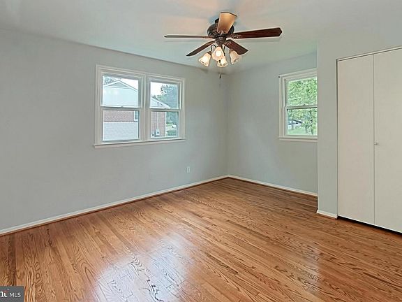 4th image of 7501 Mendota Pl