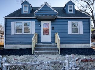 71 Peach St, Springfield, MA 01109