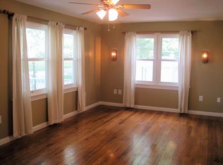1001 S Pine St, Champaign, IL
