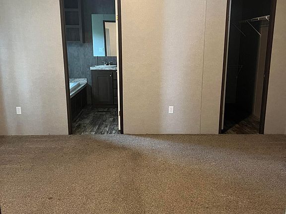 4th image of 305 S Amy Ln #89
