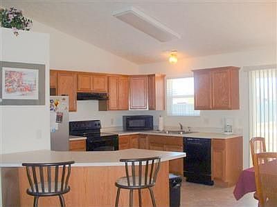 4th image of 3851 Ellsworth Dr