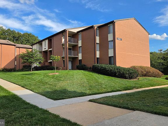 3rd image of 7917 Mandan Rd APT 203
