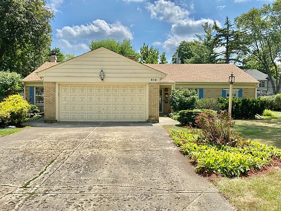 2nd image of 312 Parkway Dr