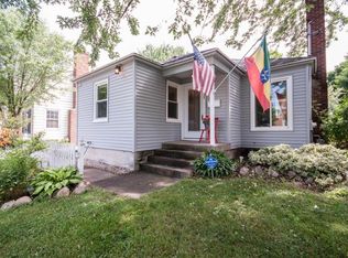2424 Almont Ave SE, Grand Rapids, MI