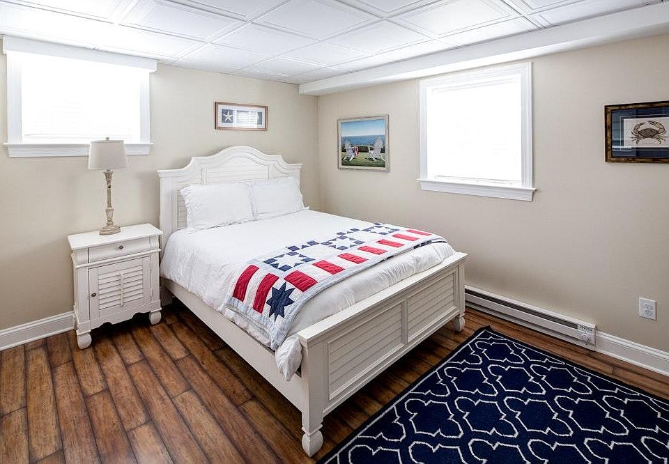 Main bed