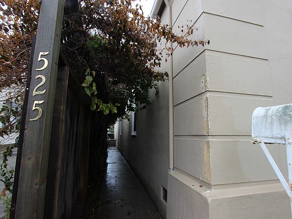 2nd image of 525 S Humboldt St
