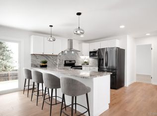 558 S Field Ct, Lakewood, CO 80226