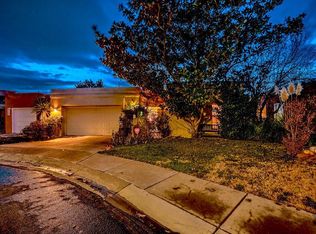 9708 Colonial Cir NE, Albuquerque, NM 87111