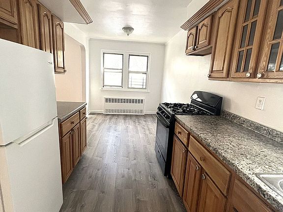 4th image of 64-16 174th St #2A