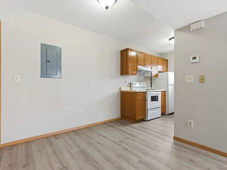 3360 S Fairway Ave #110 — Photo 7