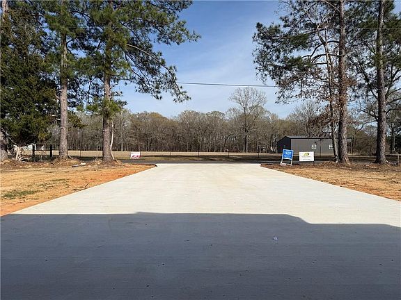 2nd image of 156 Locker Rd