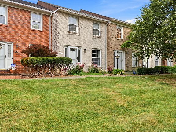 2nd image of 2432 Hardesty Dr S #S6
