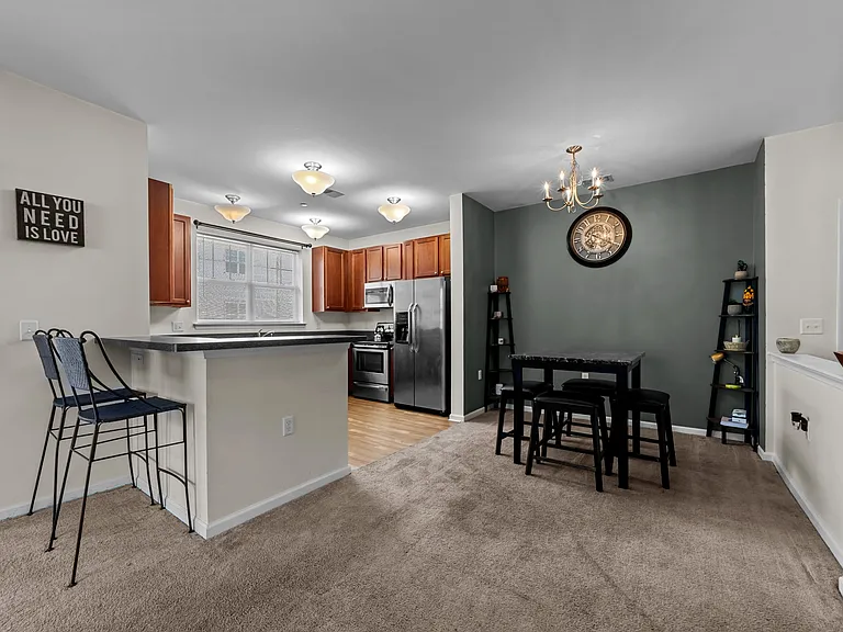 2424 Chancery Ln #207-1 — Photo 5