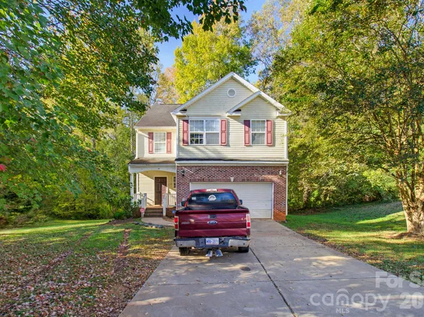 1523 Beaufort Ct, Graham, NC 27253