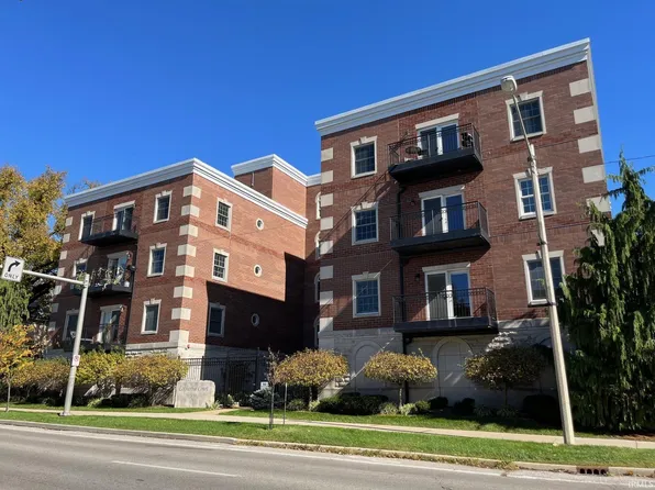 500 N Walnut St APT 201, Bloomington, IN 47404