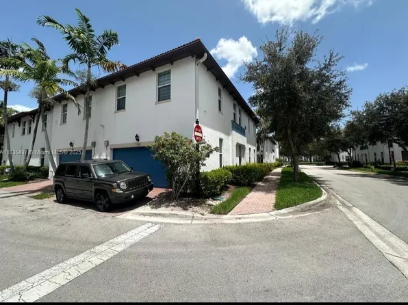 11838 SW 26th St, Miramar, FL 33025