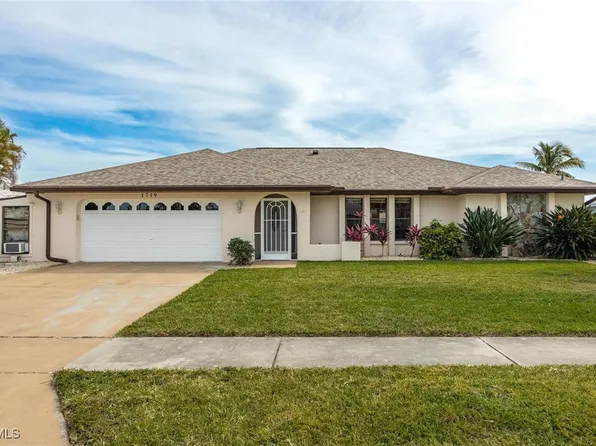 1719 W Bluewater Ter, North Fort Myers, FL 33903