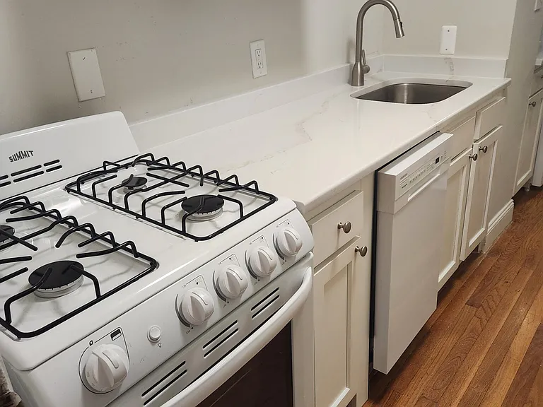 21 Sheafe St #1 — Photo 18