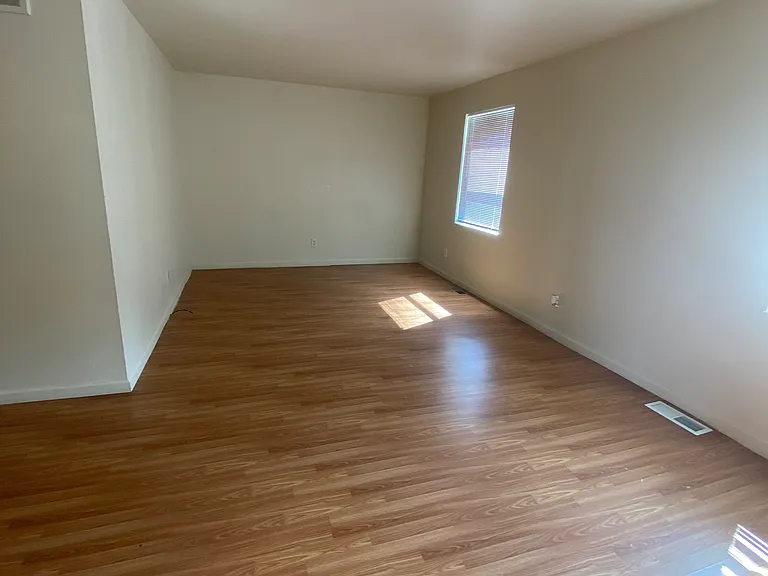 Timber Place Apartments — Photo 7