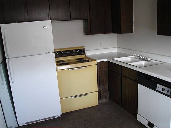 Kitchen and appliances