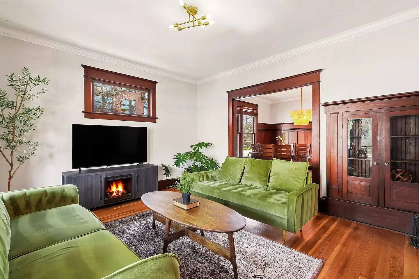 4 bed, 3376 sqft, $3,291 — Photo 4