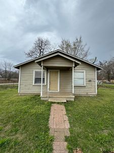109 W Bradford St, Troup, TX, 75789