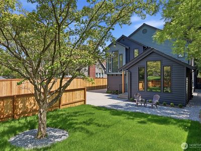 12562 17th Avenue NE, Seattle, WA, 98125