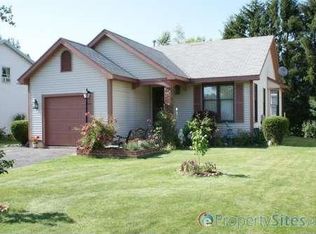 54 Foreman Dr, Greece, NY 14616