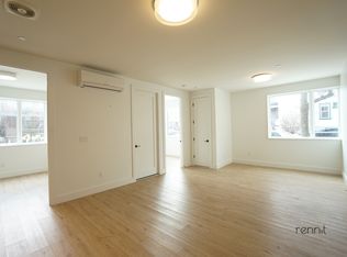 799 E 34th St #1B, Brooklyn, NY 11210