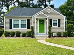 301 Willow Rd, Clinton, NC 28328