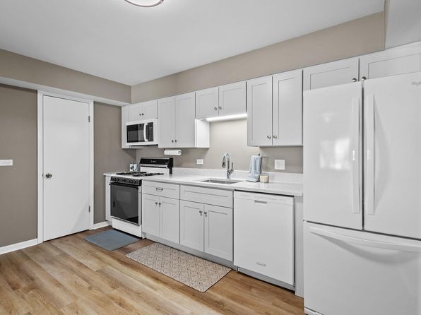 405 Old Stone Rd APT 6, Munster, IN 46321