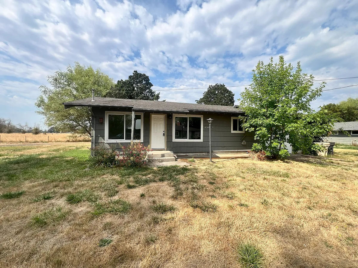 Building Photo - 34213 Riverside Dr SW