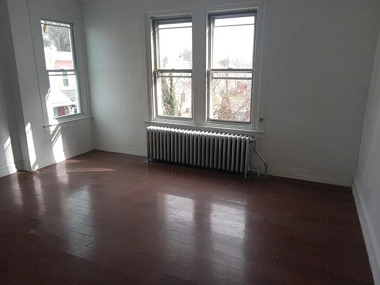 5514 Market St — Photo 4