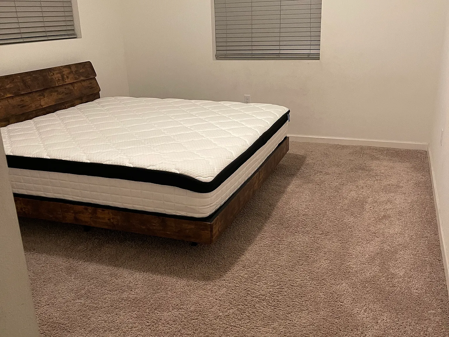 4 bed, 2469 sqft, $590 — Photo 4