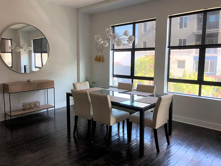 395 E 4th St #21 — Photo 9